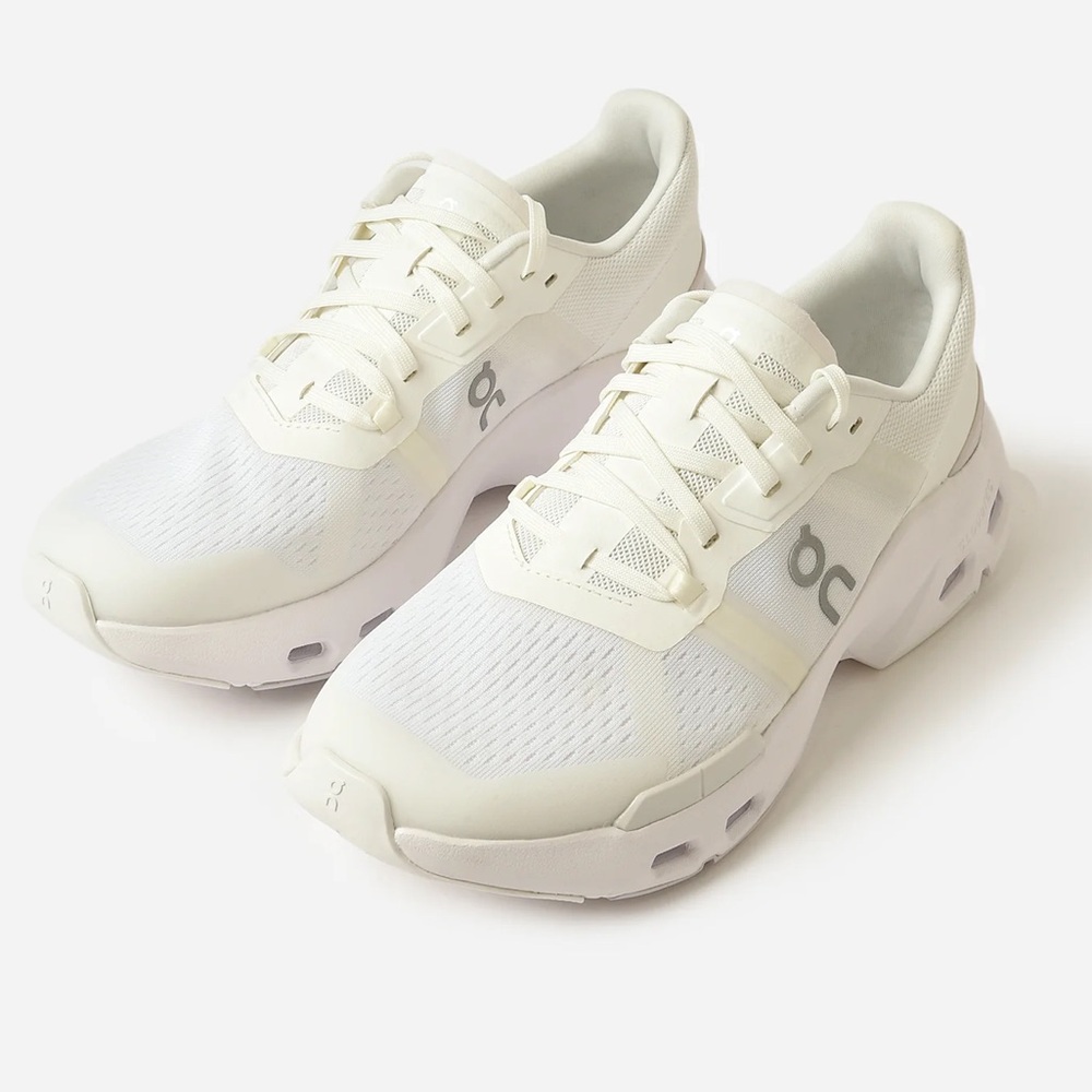 ON Running CloudPulse Sneakers